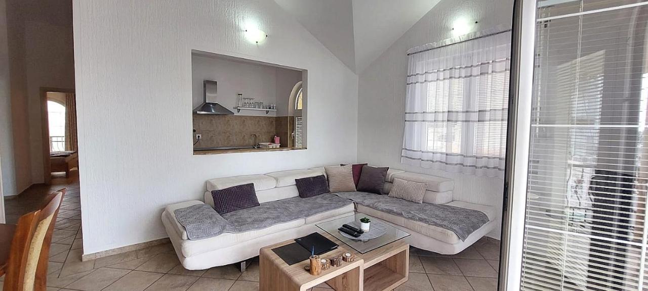 D & S Family Apartments Budva Eksteriør billede